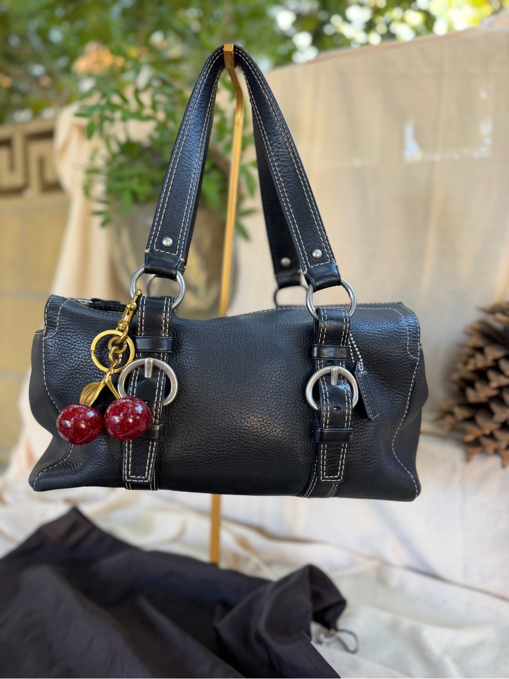 Coach Chelsea black pebbles leather